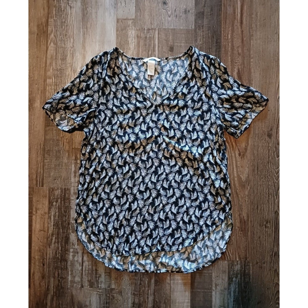 Black and White Feather Patterned Top Size XS